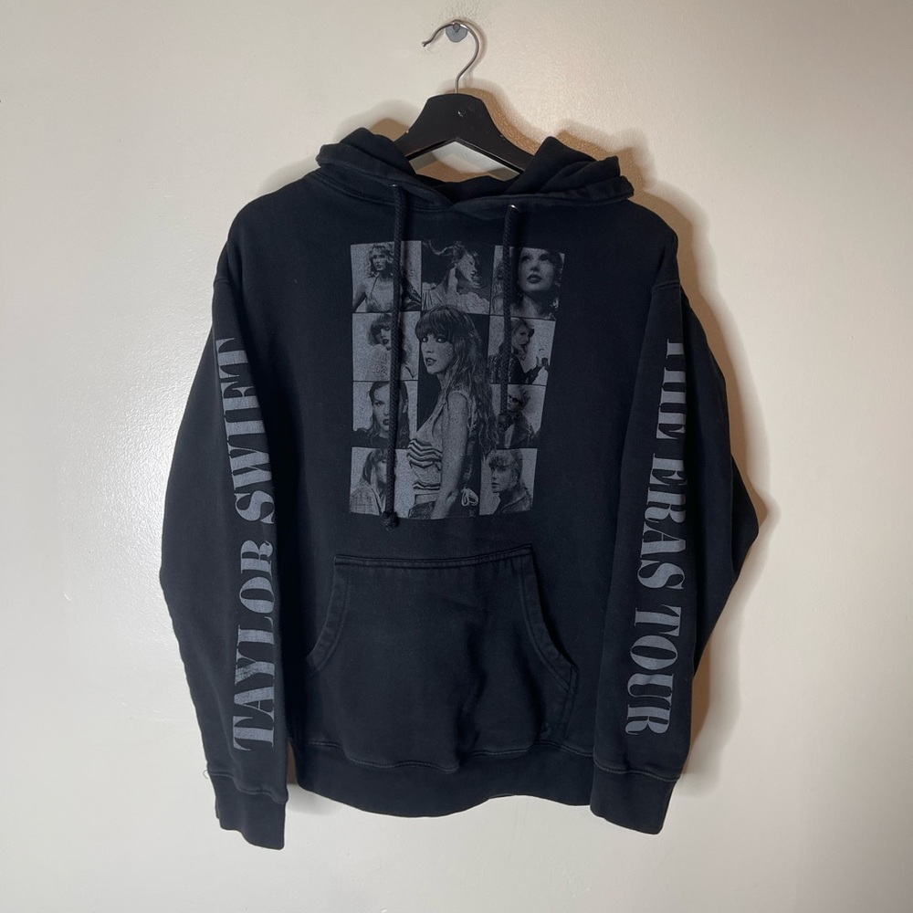 Taylor swift eras tour hoodie 2023 size medium women’s